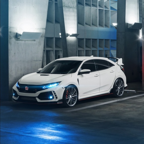 Meet your Posher, Justin - Picture 1 of 1